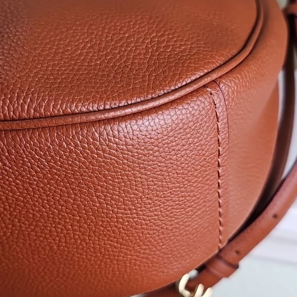 Coach Sutton Pebbled Leather Hobo Shoulder/Crossbody Bag in Dark Carmel EUC - Picture 5 of 7